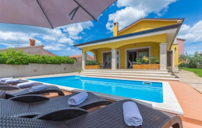 Villa Mala
